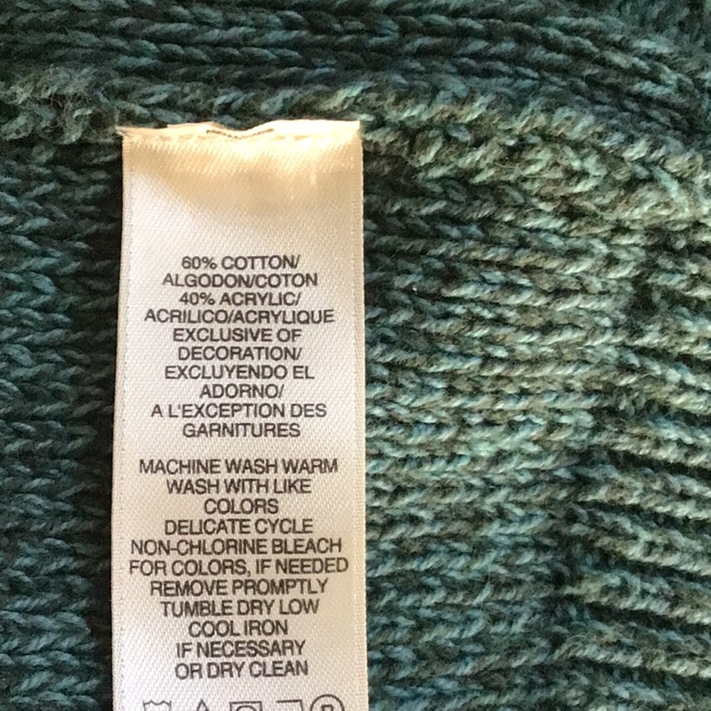 Sweater - Picture 5 of 5